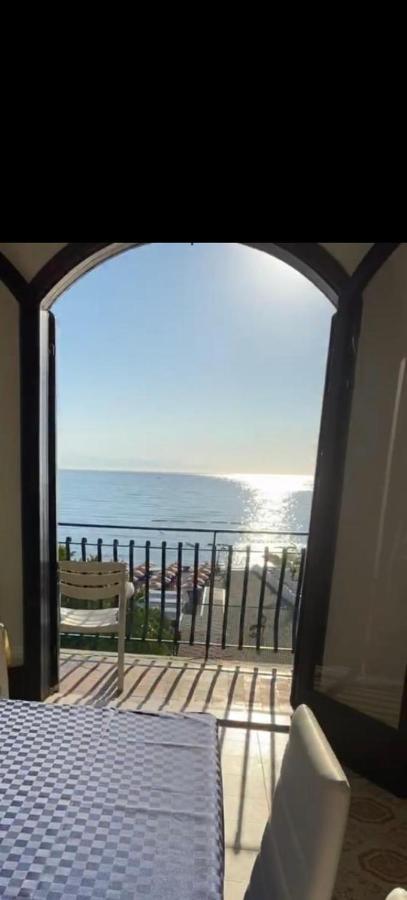 Appartamento Taormina Giardini-Naxos ภายนอก รูปภาพ