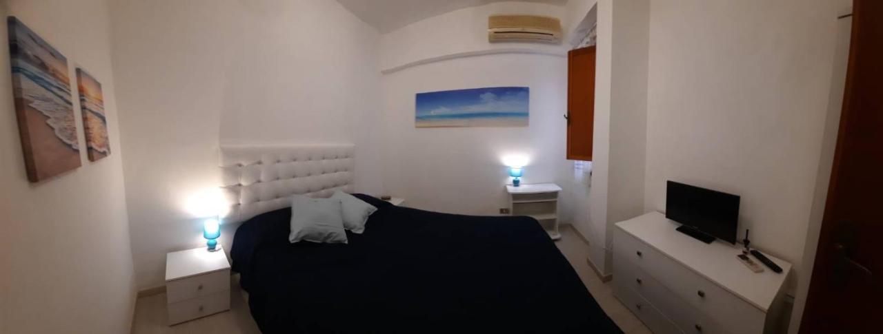 Appartamento Taormina Giardini-Naxos ภายนอก รูปภาพ